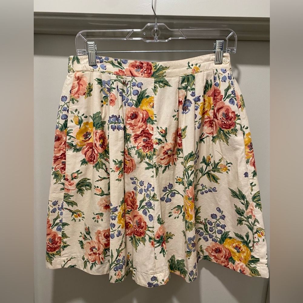Vintage 90s Cream White Susan Bristol Knee-Length A-line Pleated Floral Skirt